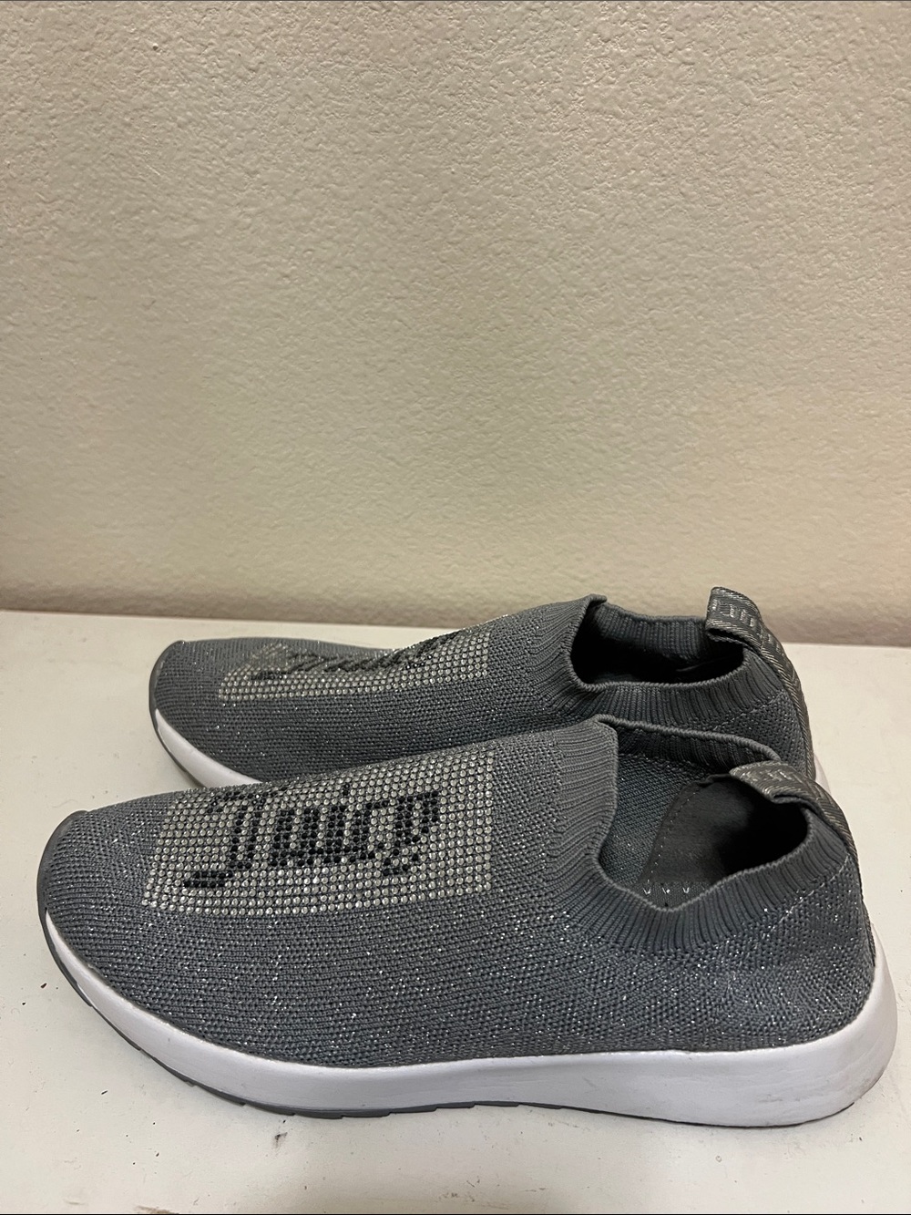 Juicy Couture Pull On Tennis Shoes Ablaze Gray